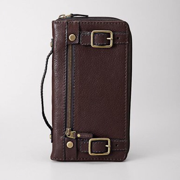 Fossil "Emilia clutch wallet" NEW WITH TAGS!!!