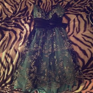 a homecoming dress 💘