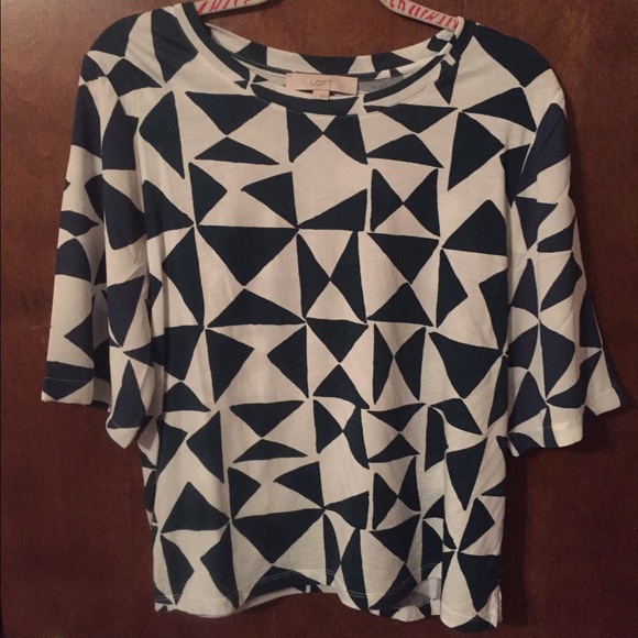 NWOT Loft Teal Triangle Abstract Pattern Top sz L