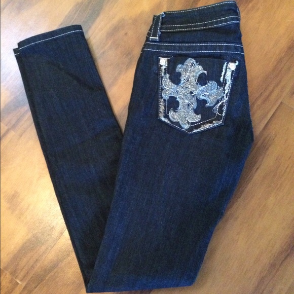 Miss Me Denim - Size 26 Miss Me skinny jeans