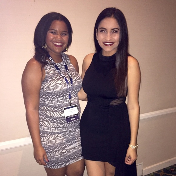 Meet Your Posher, Rebecca! β¨ - Picture 3 of 4