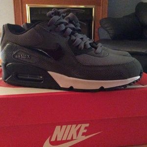 🌟SALE FINAL MARK DOWN🌟 Nike Air Max 90