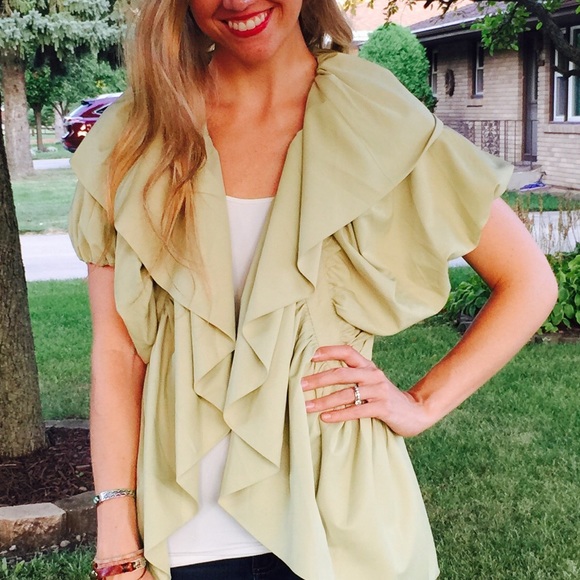 Runway inspired jacket/cardigan - Picture 2 of 3