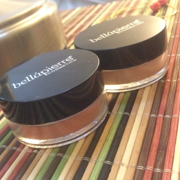 Blush and Foundation duo