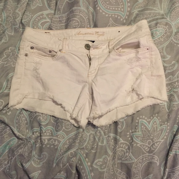 American eagle white ripped shorts