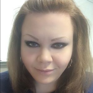 Meet the Posher, Jen