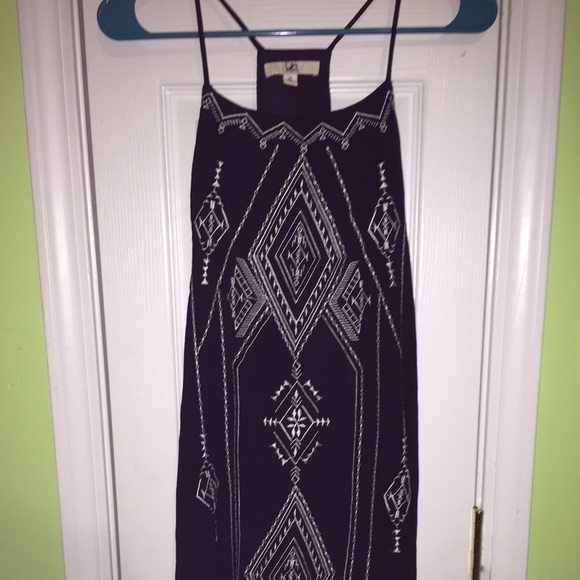 Boutique Dress - Picture 1 of 3