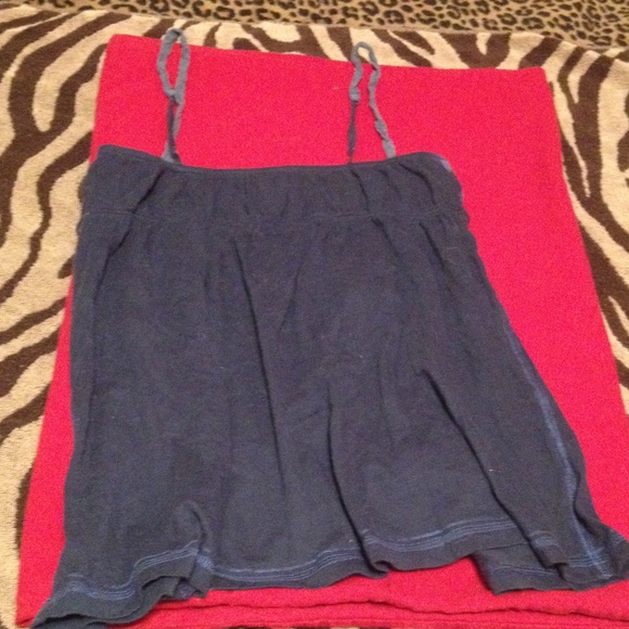 Tank top - Picture 2 of 3