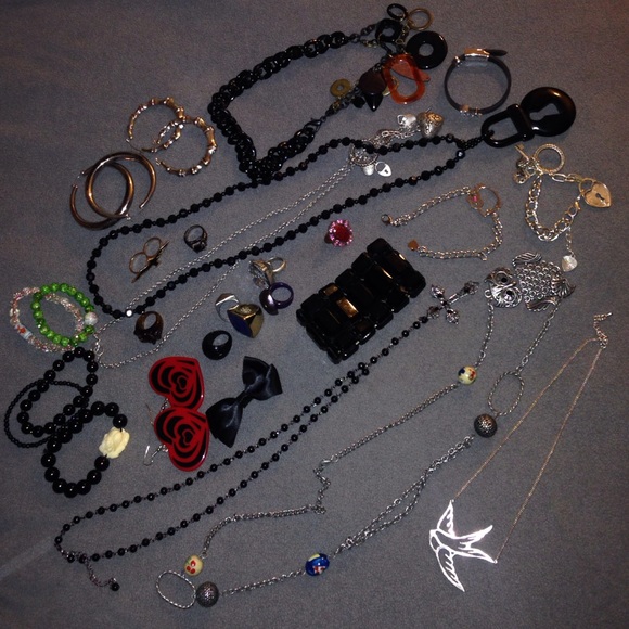 A lot of random costume jewelry!