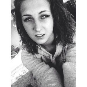 Meet your Posher, Ann