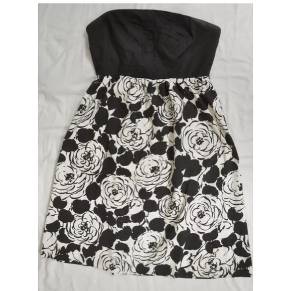 Anthropologie Deletta gray floral strapless dress