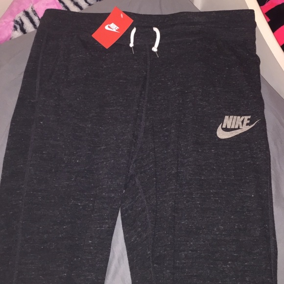 Black Nike Gym Drawstring Capris