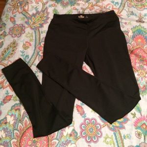 black workout leggings