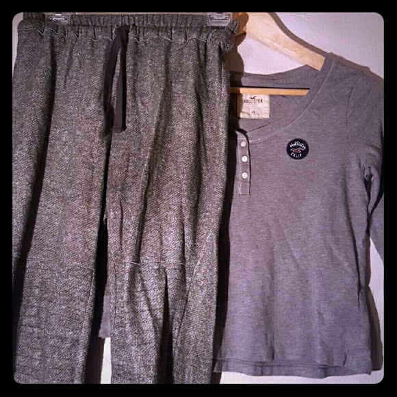 Hollister 3/4 Top & Marled Zip Ankle Sweats