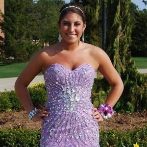 Meet your Posher, Hannah