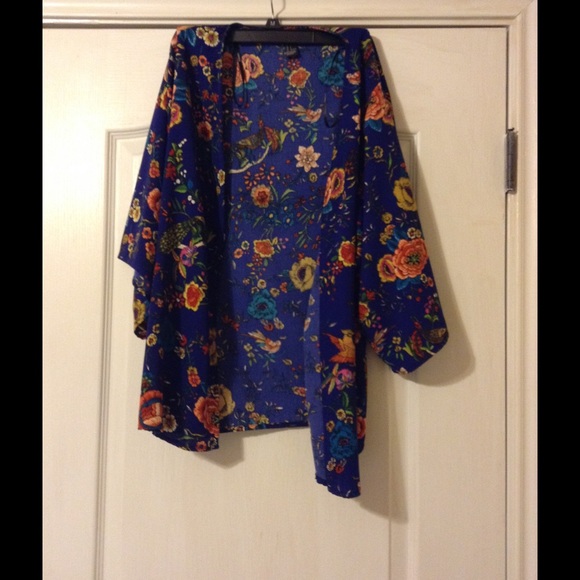 Floral kimono