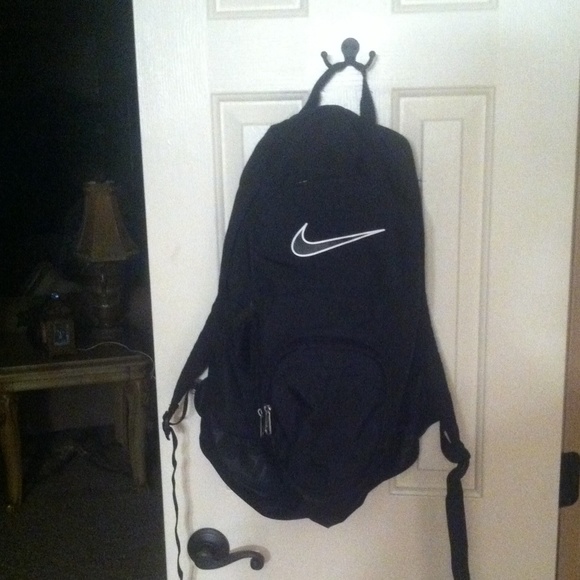 Black nike bag