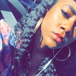 Meet your Posher, Briana