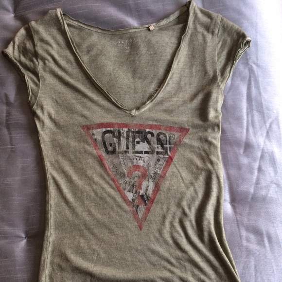 Guess T-Shirt
