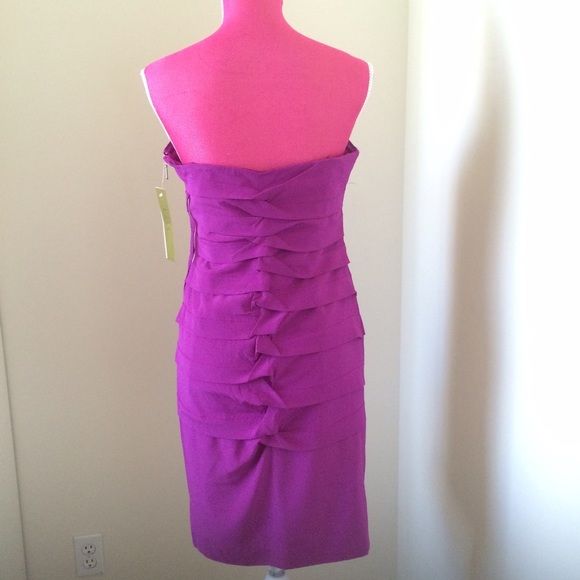 Nicole Miller Dresses - Nicole Miller Berry Twisted Pleat Dress Nicole Miller Dresses - Nicole Miller Berry Twisted Pleat Dress