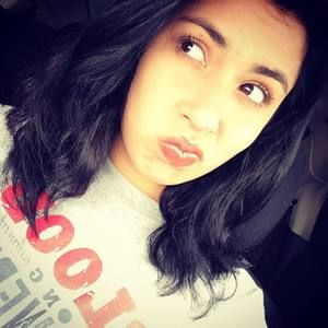 Meet your Posher, Selena