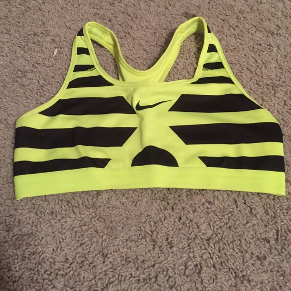 Brand new nike pro bra