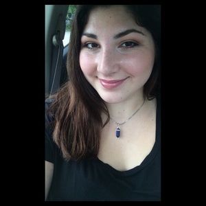 Meet your Posher, Ariana