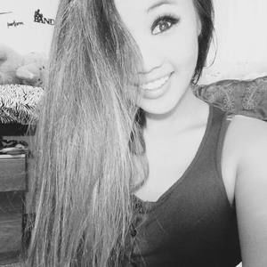 Meet your Posher, Denise