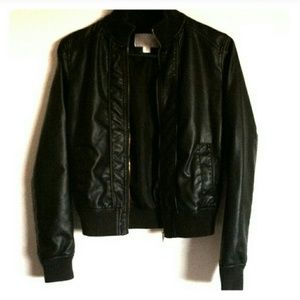 Xhilaration black faux bomer jacket