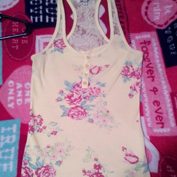 3 racer back bundle - Picture 3 of 3