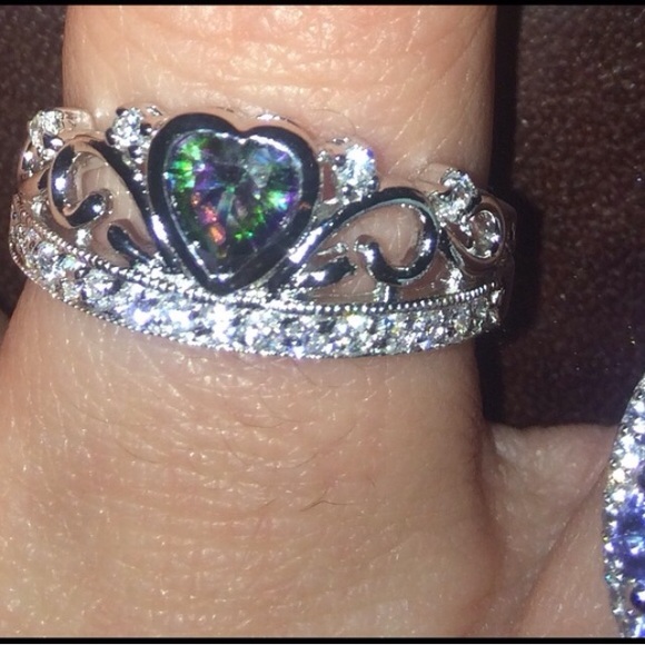 Sterling silver rainbow topaz heart crown ring sz6