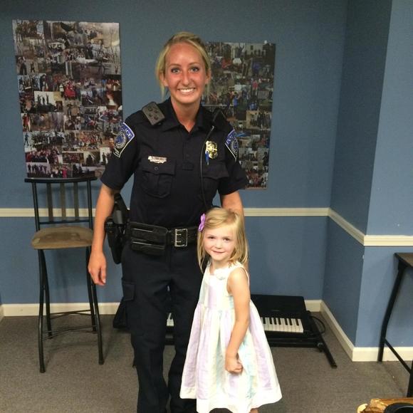 Meet your Posher, Stef - Picture 1 of 1