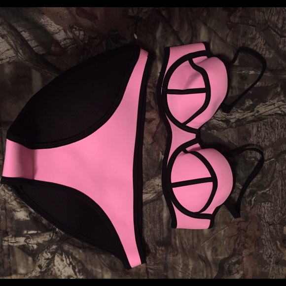 Bikini!