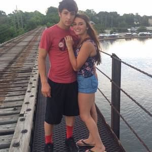 Meet your Posher, Marissa