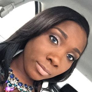 Meet your Posher, Ayonna