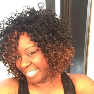 Meet your Posher, Shay