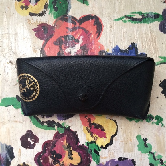 Authentic Ray-Ban case