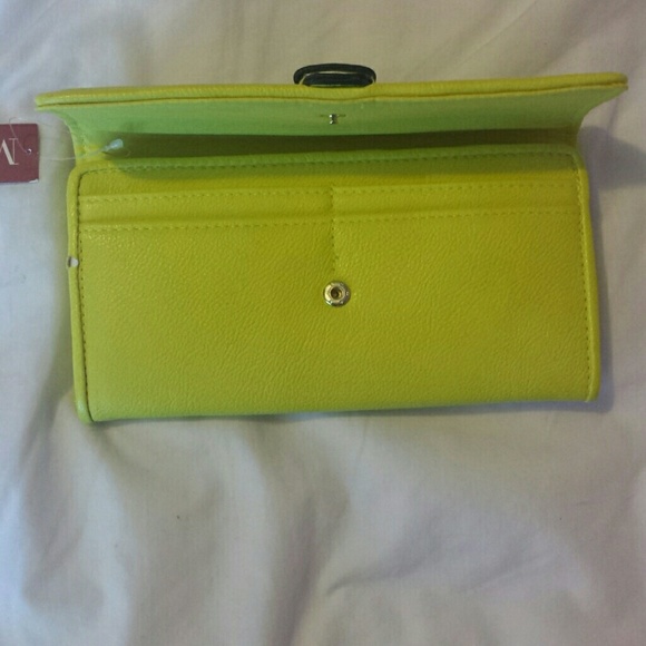 Wallet - Picture 3 of 4