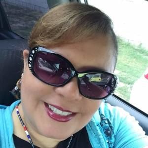 Meet your Posher, Iris