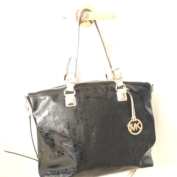 MK  Metalic purse Reserved for Lauren Nixon🎀
