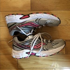 Saucony Sneakers- make any offer!