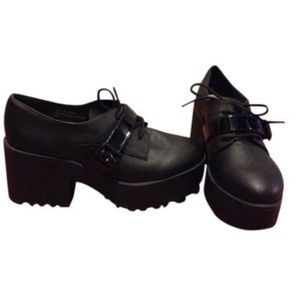 Deena and Ozzy vegan leather treaded strap oxford