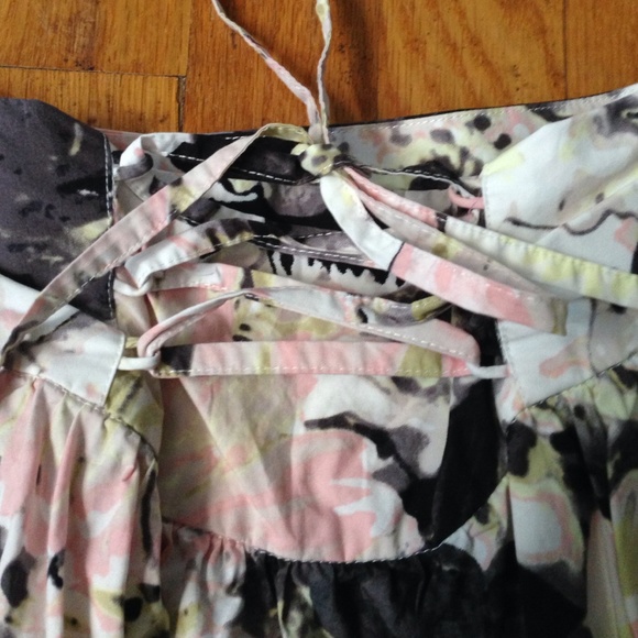 Skirt - Picture 2 of 2