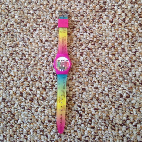 2012 One Direction Watch - Picture 2 of 4