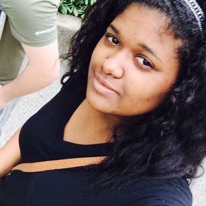 Meet your Posher, Sheila