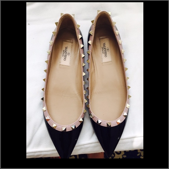 Valentino Shoes - Valentino black rock stud flats.