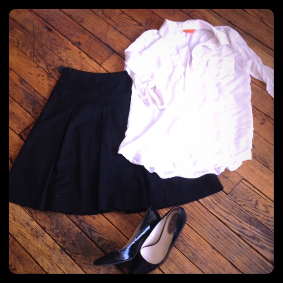 H&M black skirt