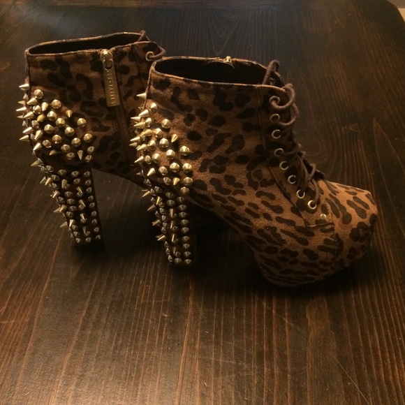 Leopard spiked booties
