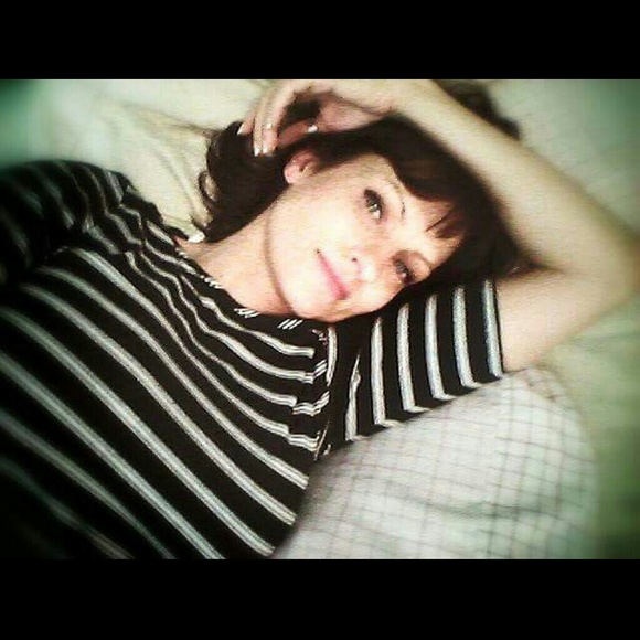 Meet your Posher, Carrie - Picture 5 of 8