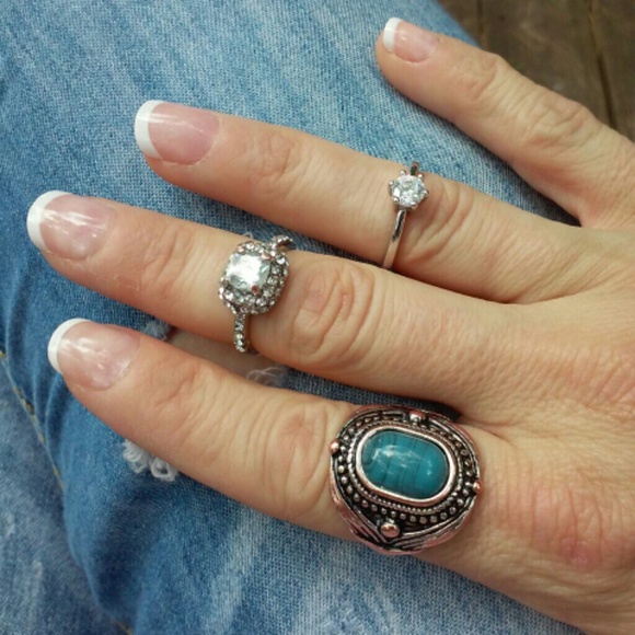 Meet your Posher, Carrie - Picture 7 of 8